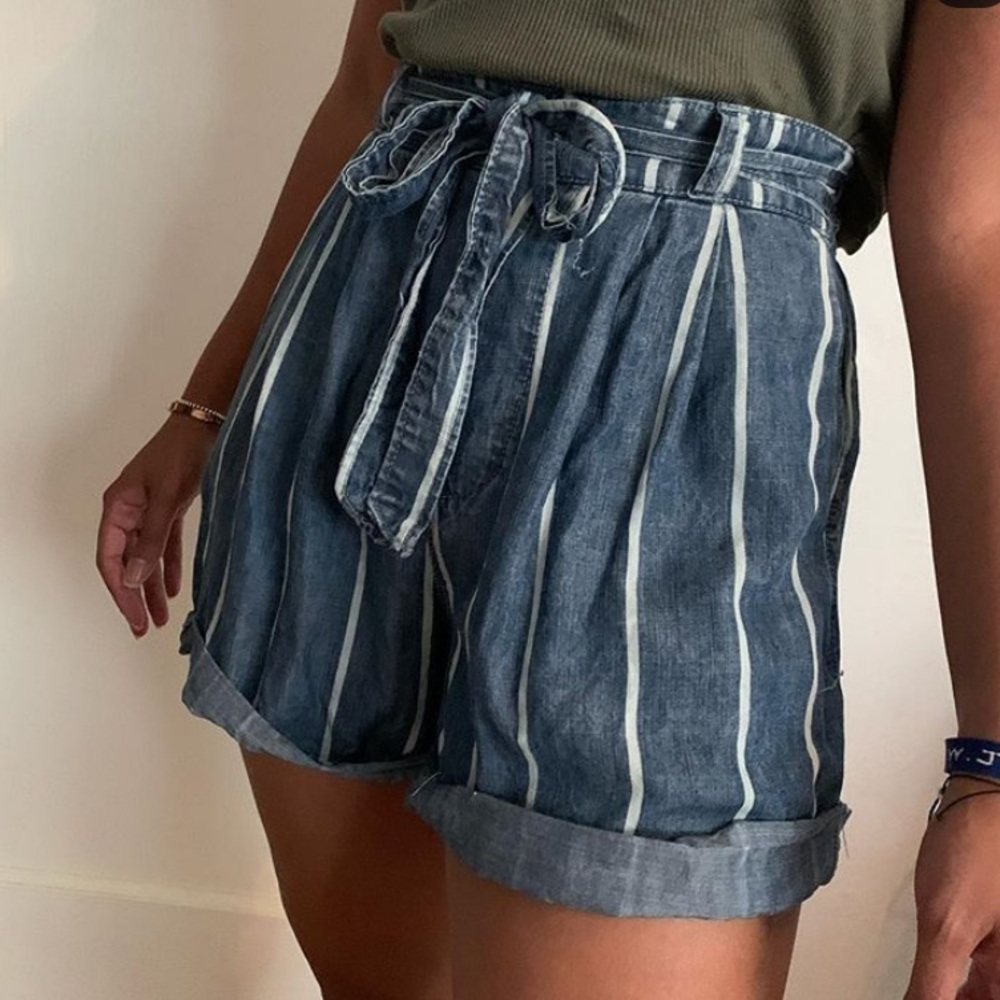 Paperbag striped shorts